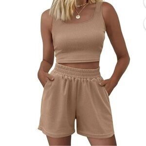 NWT Womens 2 Piece Workout Lounge Shorts Set / XL